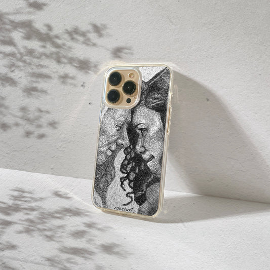 ‘RUE & JULES’ phone case